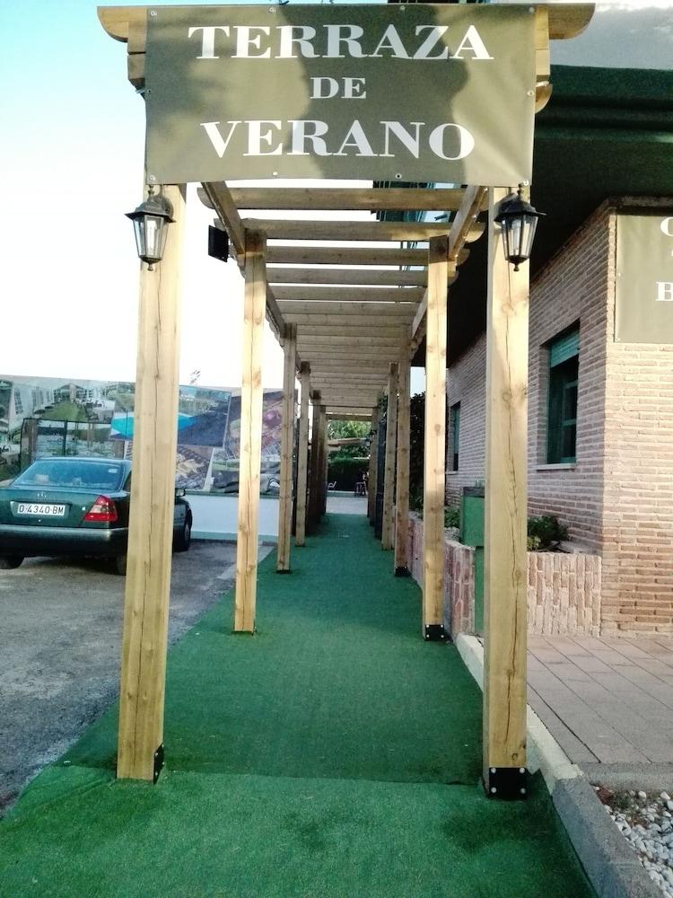 Hotel Almagro Esterno foto