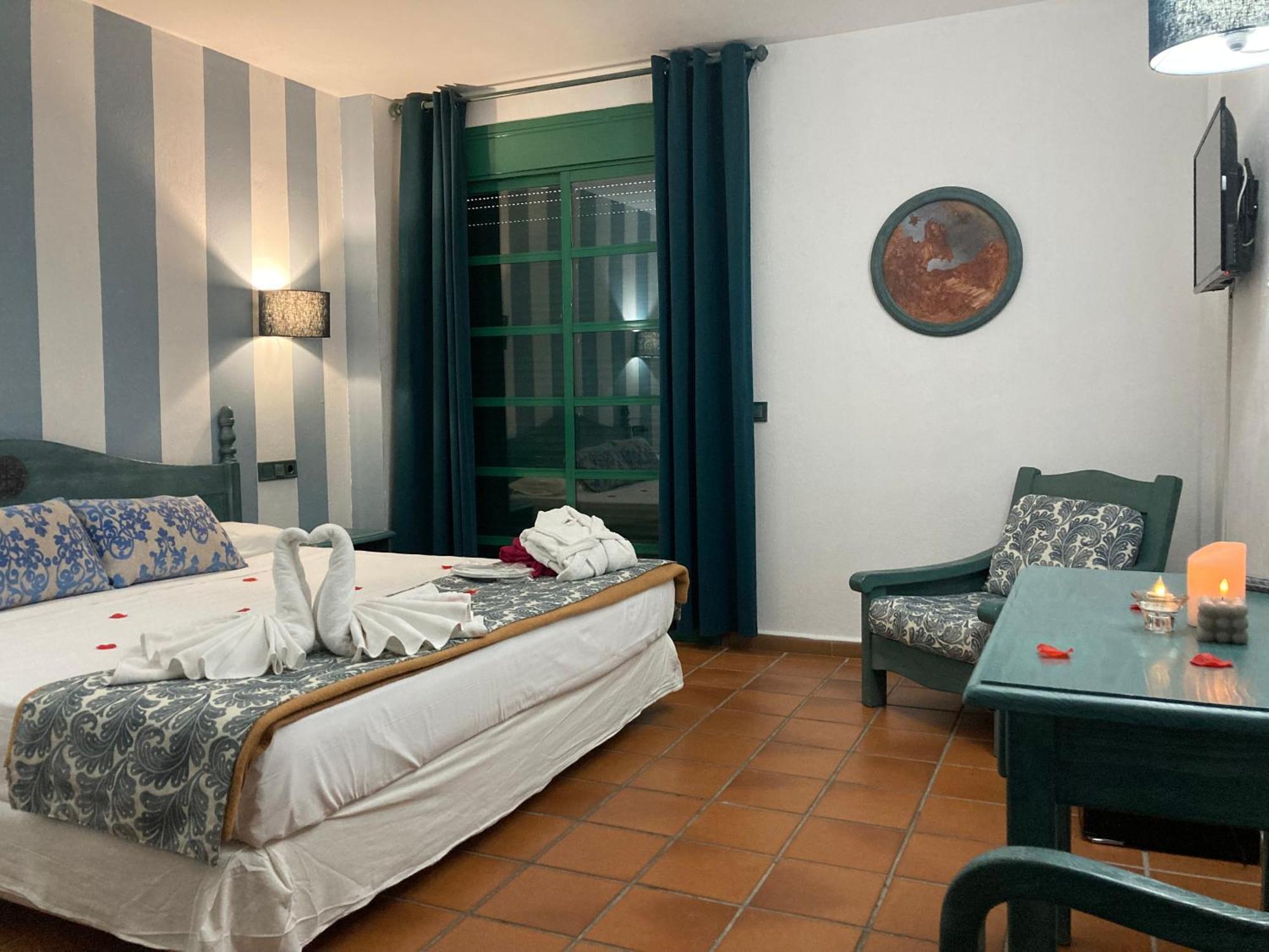 Hotel Almagro Esterno foto
